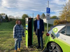 Erste Elektroladesäule in Landsberied Erste Elektroladesäule in Landsberied